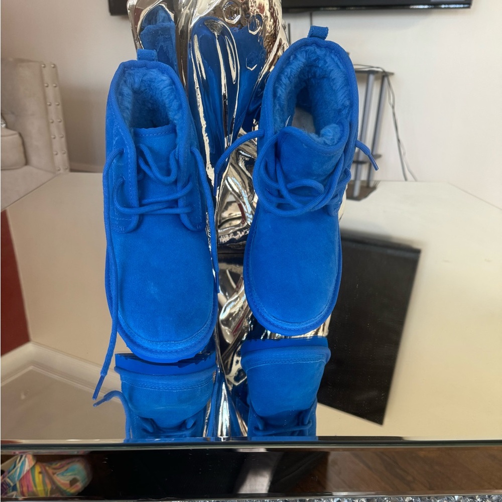 Neumel Blue Ugg Size 5